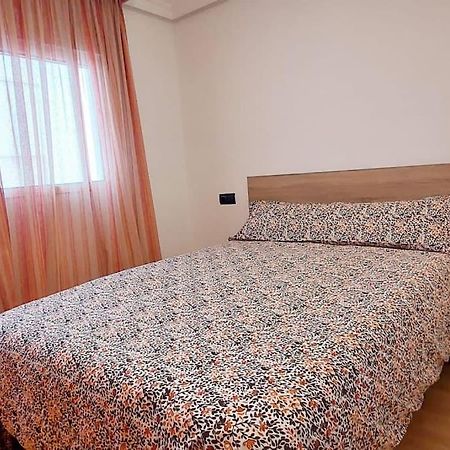 Acogedor Piso Cerca De La Playa Ceuta Exterior foto