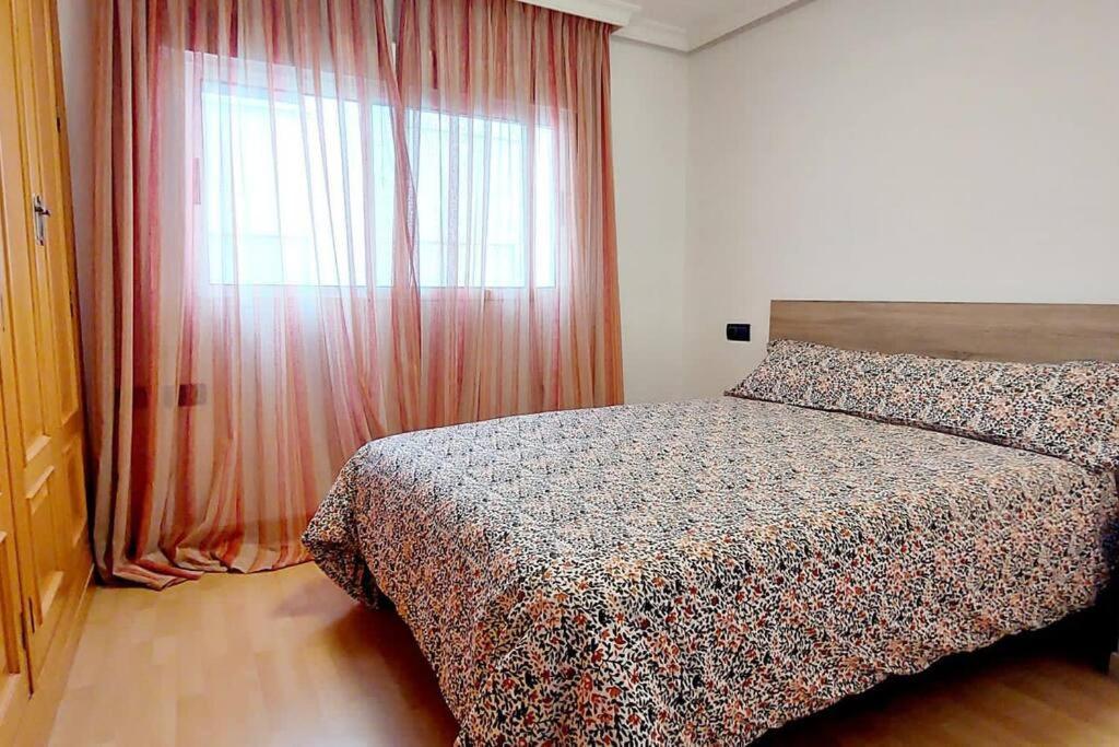 Acogedor Piso Cerca De La Playa Ceuta Exterior foto