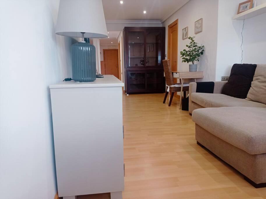 Acogedor Piso Cerca De La Playa Ceuta Exterior foto